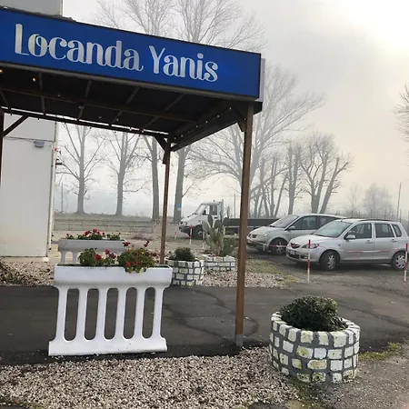 Da Geanina E Rocco Motel Mesola