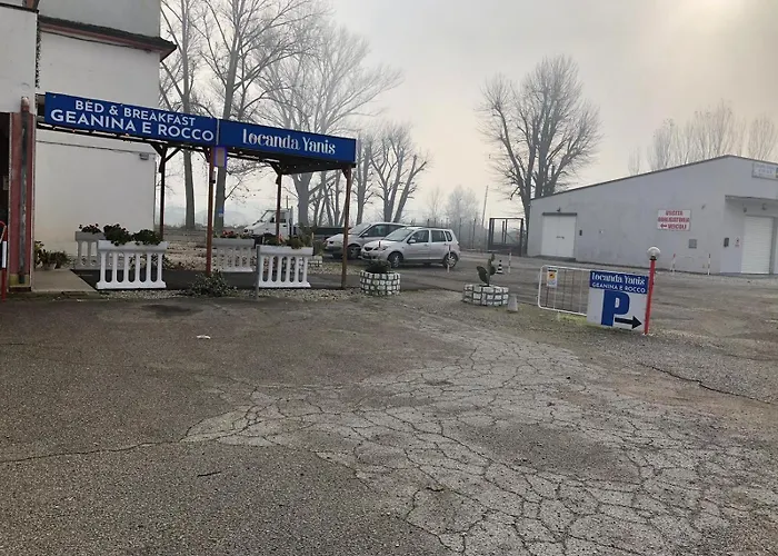 Da Geanina E Rocco Mesola